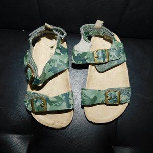 BRAND NEW Army Print Boys Sandals